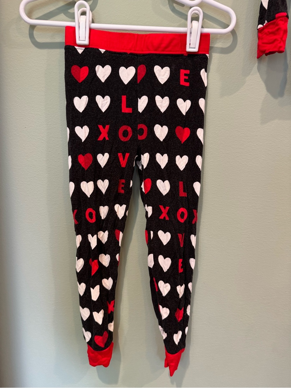 LITTLE SLEEPIES 2 piece toddler
Bamboo pajama set - Picture 2 of 7